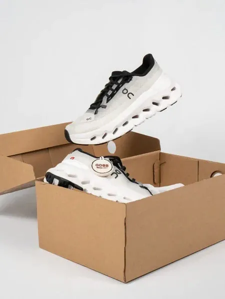 Sepatu On Running Cloudtilt Black Ivory White Black Authentic Sneakers